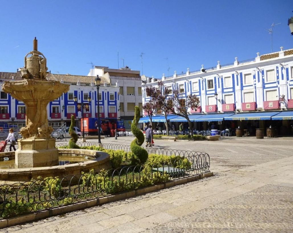 Apartamento Plaza Espana Вальдепеньяс Экстерьер фото